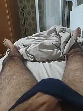 Latinbrobr online show from 06-22-26, 07:44