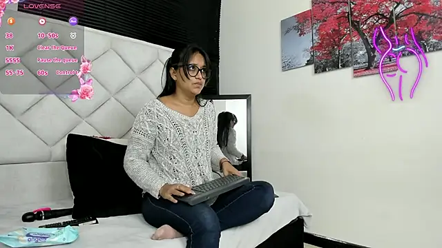 azul moonn online show from 07-11-26, 04:15