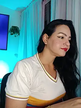 WandaArias online show from 07-05-26, 03:34