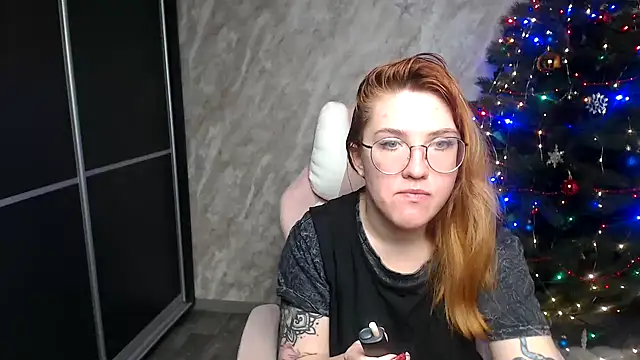 Reginasmilee online show from 01-06-26, 02:04