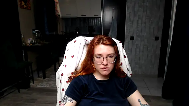 Reginasmilee online show from 03-27-26, 03:56