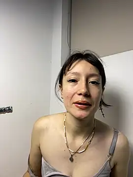 Snapshot of im_lizzy17 chatting on 07-07-26, 05:54 im lizzy17 online show from 07-07-26, 05:54