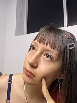 Snapshot of im_lizzy17 chatting on 07-09-26, 07:34 im lizzy17 online show from 07-09-26, 07:34