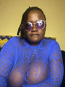 Snapshot of Bustyy_Bitch chatting on 07-06-26, 03:25 Bustyy Bitch online show from 07-06-26, 03:25