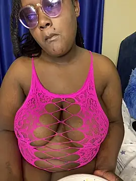 Snapshot of Bustyy_Bitch chatting on 07-16-26, 03:07 Bustyy Bitch online show from 07-16-26, 03:07