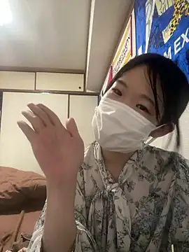 Mashiro0922 online show from 07-11-26, 08:06