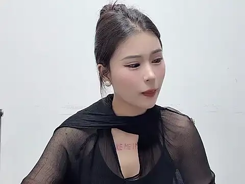 liuwan- online show from 06-26-26, 01:37