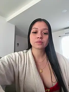 Sarah miaa online show from 07-22-26, 04:43