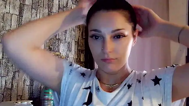 Snapshot of Eda_kiss chatting on 06-27-26, 05:51 Eda kiss online show from 06-27-26, 05:51