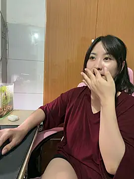 QuynhAnh68 online show from 07-03-26, 02:34