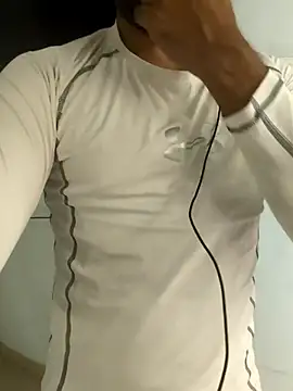 lundnorthgay online show from 06-30-26, 12:33