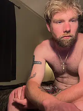 Snapshot of Drakeeestarr chatting on 07-14-26, 04:17 Drakeeestarr online show from 07-14-26, 04:17
