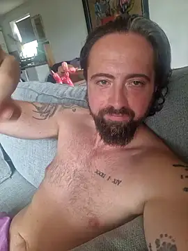 Snapshot of straightguy4uall chatting on 07-01-26, 09:44 straightguy4uall online show from 07-01-26, 09:44