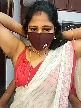 Snapshot of Siiddhika87 chatting on 07-05-26, 11:56 Siiddhika87 online show from 07-05-26, 11:56