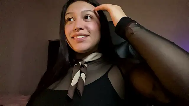 Lilyhotson online show from 07-21-26, 10:45