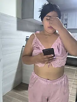 EmiliaRainboow online show from 07-10-26, 03:00