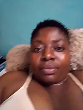 Snapshot of mwende_1 chatting on 07-03-26, 11:27 mwende 1 online show from 07-03-26, 11:27