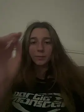 Snapshot of Valeria-mis chatting on 07-03-26, 03:29 Valeria-mis online show from 07-03-26, 03:29