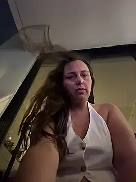Snapshot of bellag825 chatting on 07-14-26, 03:55 bellag825 online show from 07-14-26, 03:55