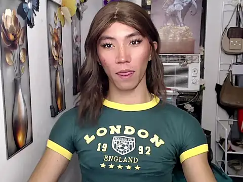 urasianfairyxx online show from 07-04-26, 12:00