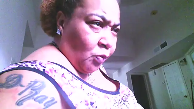 Snapshot of KITTYKATTPUR chatting on 07-12-26, 06:32 KITTYKATTPUR online show from 07-12-26, 06:32