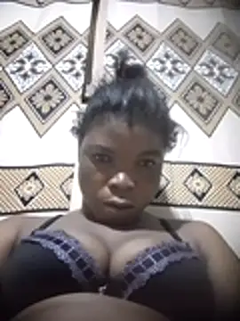 Snapshot of Debyberrygh chatting on 07-05-26, 10:39 Debyberrygh online show from 07-05-26, 10:39