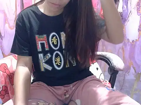 Urhot sexy yassy online show from 07-14-26, 01:08