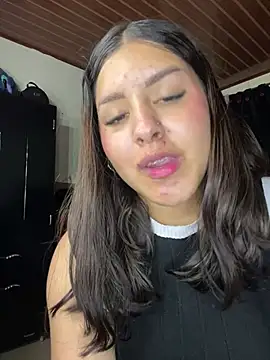 lamarucha nora online show from 07-08-26, 12:37
