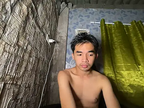 HotNextDoor online show from 07-10-26, 04:20