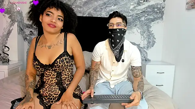 ErickAndSasha online show from 07-12-26, 05:04