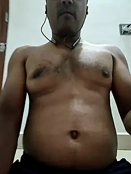 Nilanlove online show from 07-13-26, 08:11