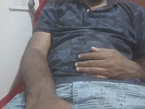 Snapshot of phimosis30 chatting on 07-13-26, 01:58 phimosis30 online show from 07-13-26, 01:58
