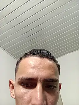 Snapshot of Juan_felipe_ chatting on 07-31-26, 02:22 Juan felipe online show from 07-31-26, 02:22