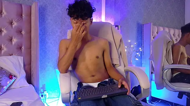 Adam Foxxx online show from 07-21-26, 05:32