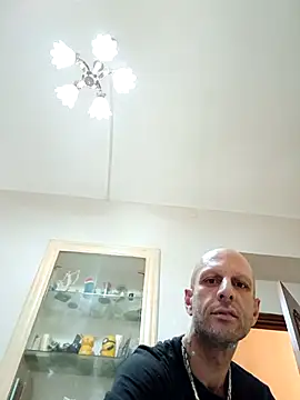 Snapshot of marco77to chatting on 07-16-26, 12:55 marco77to online show from 07-16-26, 12:55