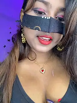 Snapshot of Hot___Anamika2 chatting on 07-18-26, 03:38 Hot Anamika2 online show from 07-18-26, 03:38