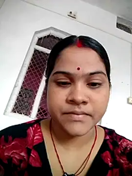 Snapshot of HotRavita389 chatting on 08-02-26, 03:27 HotRavita389 online show from 08-02-26, 03:27