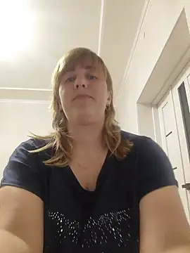 Snapshot of velvetsky323 chatting on 07-17-26, 07:52 velvetsky323 online show from 07-17-26, 07:52
