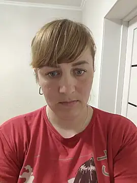 Snapshot of velvetsky323 chatting on 07-19-26, 08:45 velvetsky323 online show from 07-19-26, 08:45
