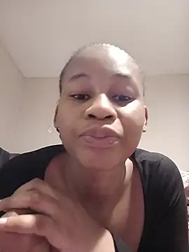 Snapshot of CherryAura chatting on 07-22-26, 01:52 CherryAura online show from 07-22-26, 01:52
