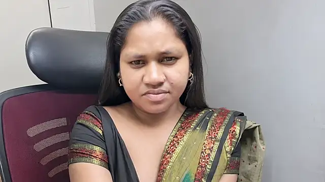 Sofiya mirza online show from 07-18-26, 07:34
