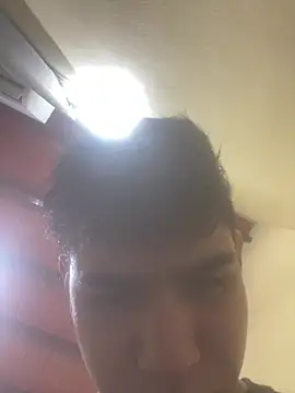 Snapshot of sebas_5d chatting on 07-19-26, 04:27 sebas 5d online show from 07-19-26, 04:27