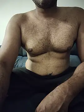 Snapshot of smalldickguy001 chatting on 07-20-26, 05:48 smalldickguy001 online show from 07-20-26, 05:48