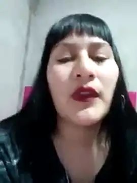 Snapshot of BratzVelvet chatting on 08-01-26, 02:55 BratzVelvet online show from 08-01-26, 02:55