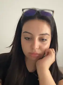Snapshot of Marialuvvv chatting on 07-27-26, 06:20 Marialuvvv online show from 07-27-26, 06:20