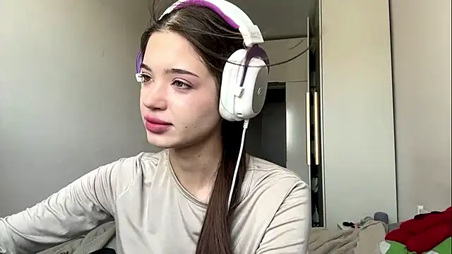 NicolleBarreto online show from 07-22-26, 04:59