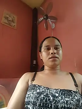 Snapshot of Nathalie_25 chatting on 07-23-26, 08:34 Nathalie 25 online show from 07-23-26, 08:34