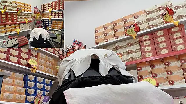 Snapshot of Katy_Bae chatting on 02-03-26, 06:40 Katy Bae online show from 02-03-26, 06:40