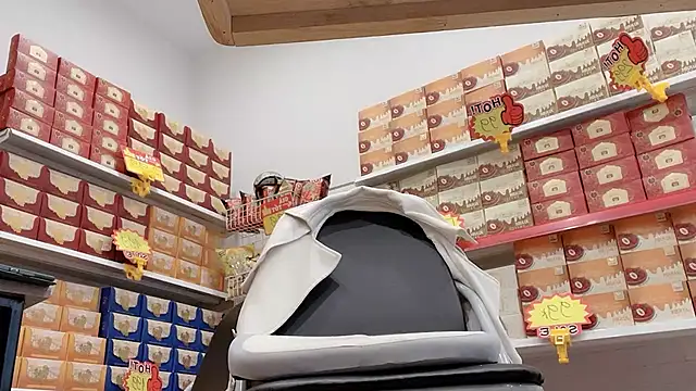 Snapshot of Katy_Bae chatting on 02-11-26, 04:50 Katy Bae online show from 02-11-26, 04:50