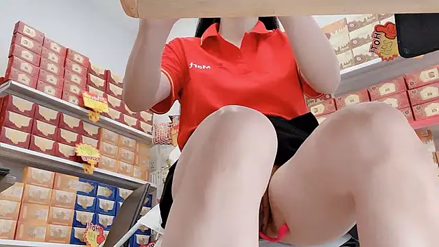 Snapshot of Katy_Bae chatting on 03-14-26, 04:51 Katy Bae online show from 03-14-26, 04:51